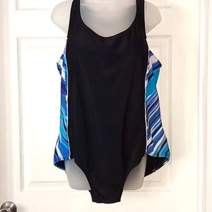 Catalina 1 pc swim suit SZ 3X(22W-24W)